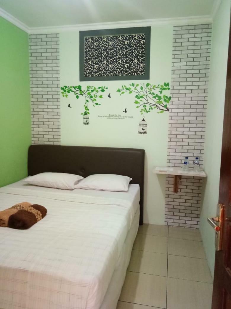 Ndalem Eyang Dwijo Hotell Yogyakarta Eksteriør bilde